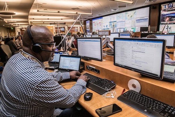 Quels sont les critères pour choisir une solution pour son centre d'appel ?